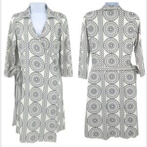 J. Mclaughlin Lila Wrap Dress Catalina Cloth Medallion Print Black White XS